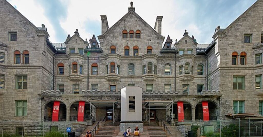 Things to do in McGill Central School