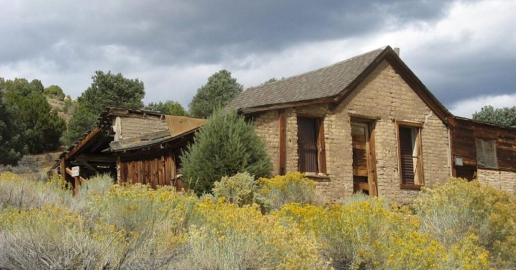 Things to do in Luning Local Activities