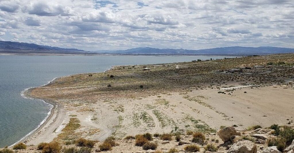 Things to do in Luning Scenic Routes