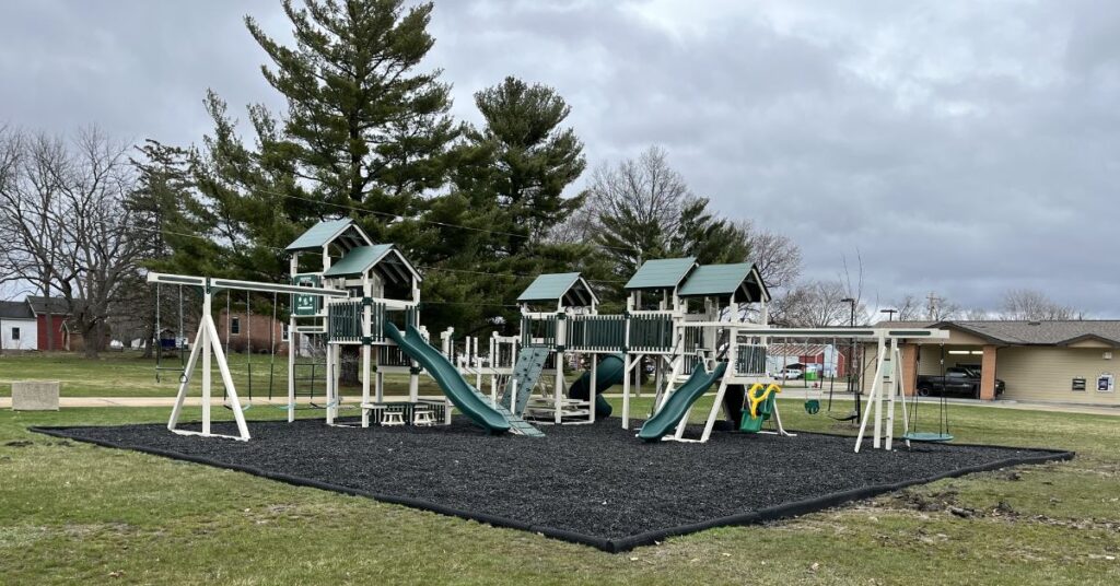 Things to do in Lamoille showing an open town park with walking areas and quiet seating