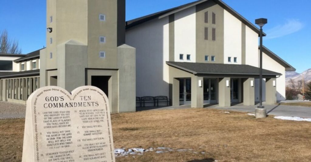 Things to Do in Carlin Nevada at Sacred Heart Church